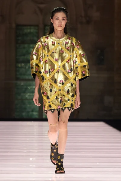 Look 21
